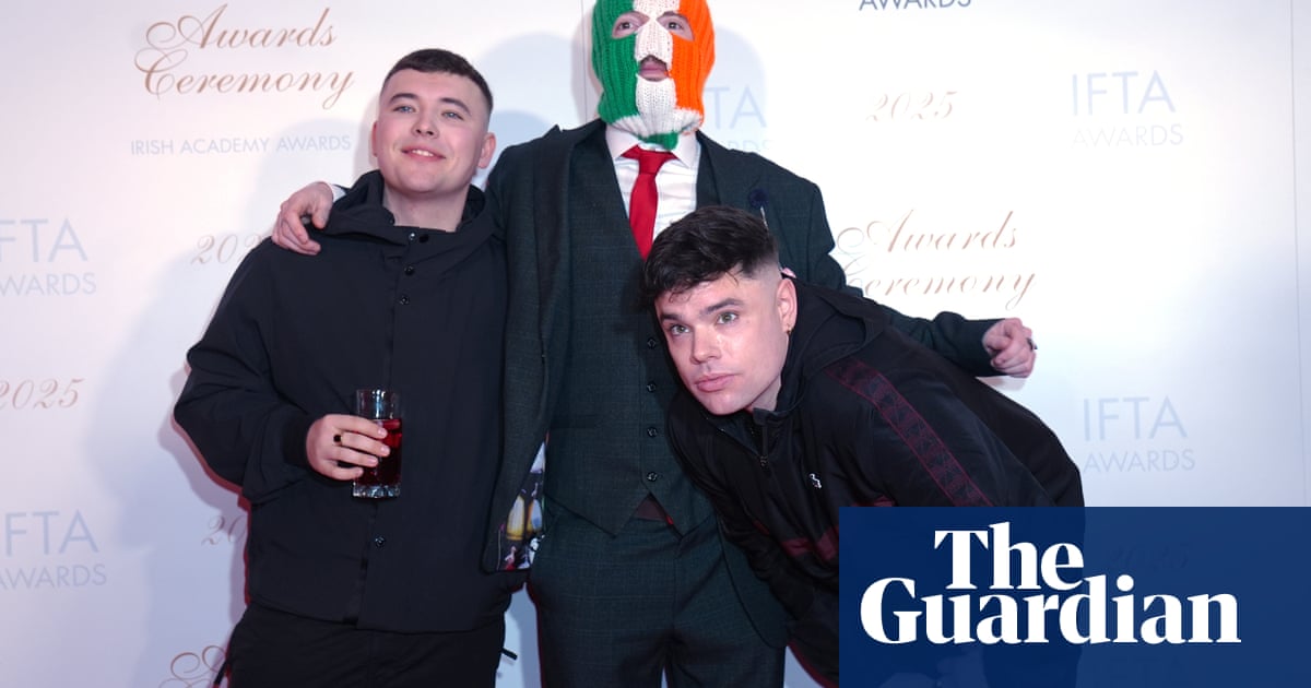 Kneecap apologise to families of murdered MPs over dead Tory' comments