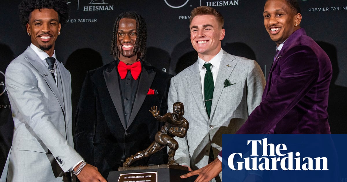 Даниелс завърши с 40 тъчдауна и 10 прихващания Куотърбек се