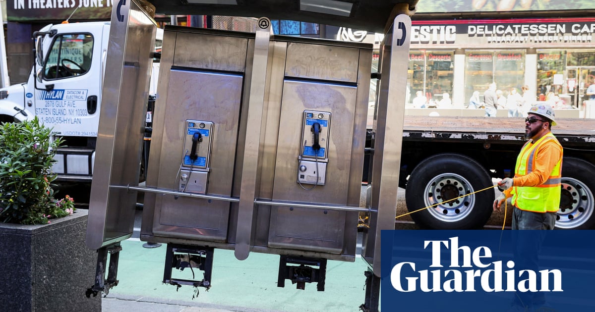 End of an era as New York removes last public payphone