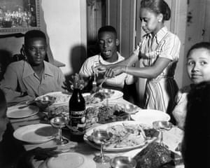 Pelé with his family.