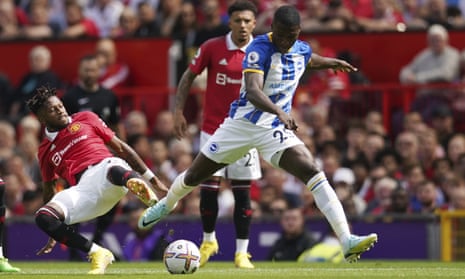 Moisés Caicedo moves away from Fred during Brighton’s win at Old Trafford.