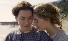 Kate Winslet and Saoirse Ronan in Ammonite