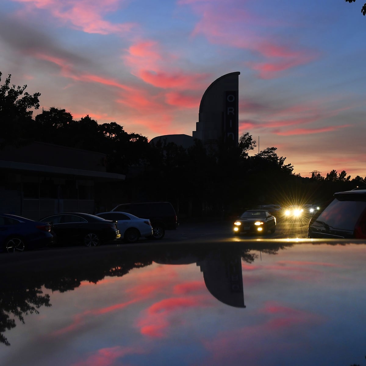 California Power Outages Could Cost Region More Than 2bn Some Experts Say California The Guardian