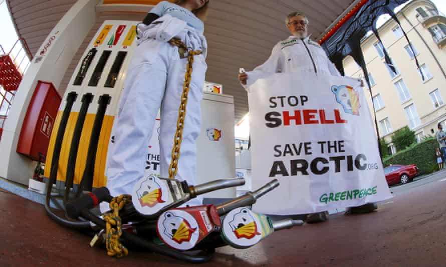 A protest against Shell in Zurich in 2015.