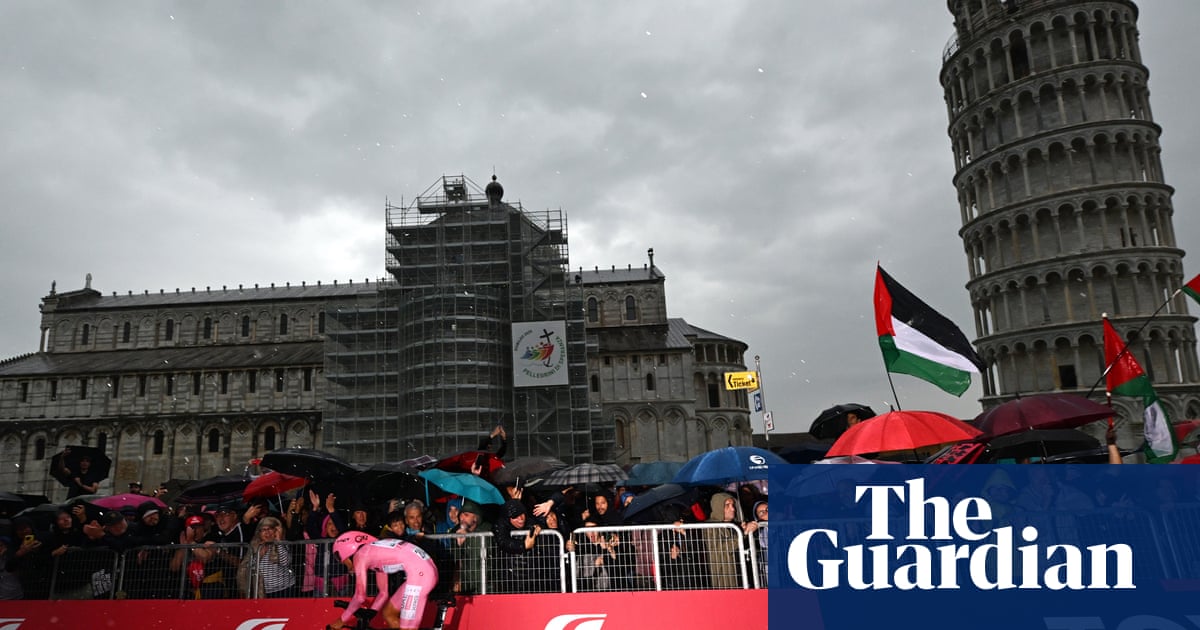 Giro d'Italia: Ayuso and Roglic close on Del Toro as Hoole prevails in Pisa