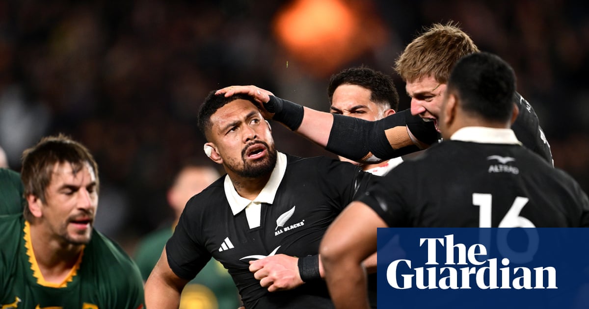 New Zealand back to winning ways after holding off South Africa in Eden Park battle