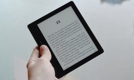 Kindle 2022 review: Great reading experience at affordable prices - India  Today