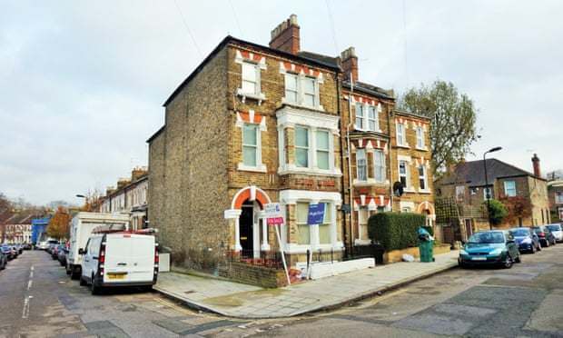 The flat was sold for well below the £383,000 typically paid for a flat in the E5 postcode.