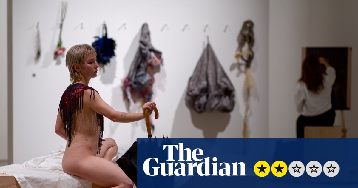 Laura Lima’s The Drawing Drawing: A Show on Wheels That Goes Nowhere Laura Lima’s The Drawing Drawing: A Show on Wheels That Goes Nowhere