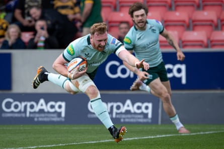 Ollie Chessum opens the scoring for Leicester