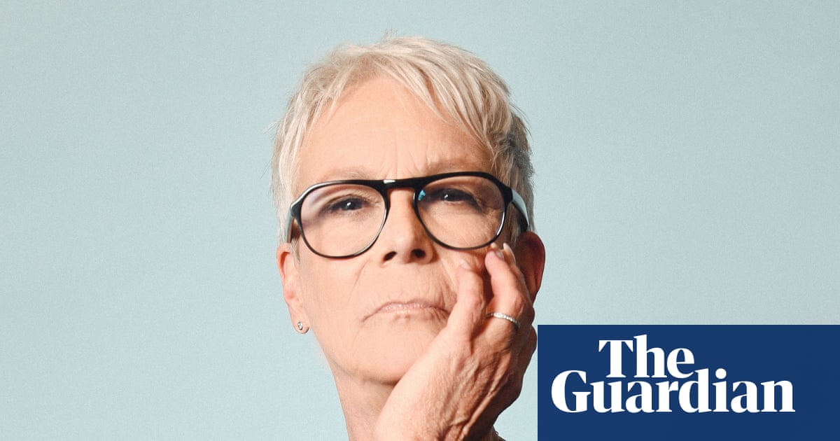 Jamie Lee Curtis to lead Murder, She Wrote reboot movie