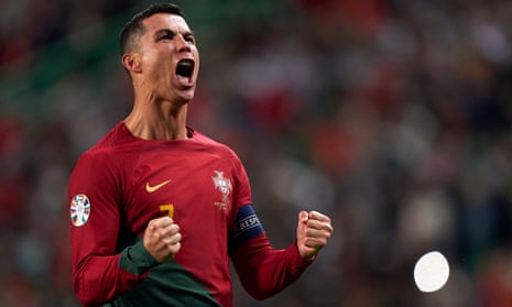 Cristiano Ronaldo scores last-minute winner on record-breaking