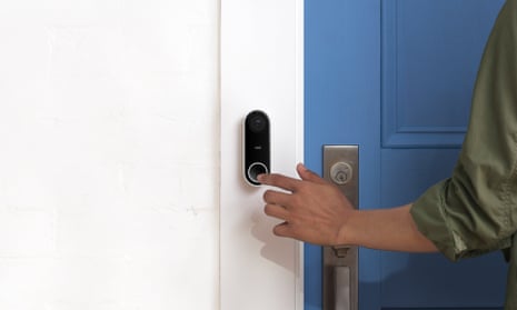 Google launches its Nest Hello smart video doorbell with face recognition in the UK.