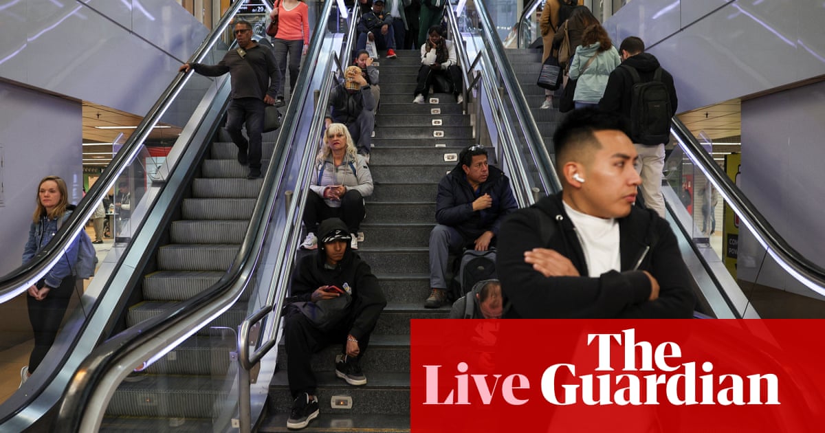 Questions begin as Spain and Portugal recover from largest power cut in recent European history  Europe live