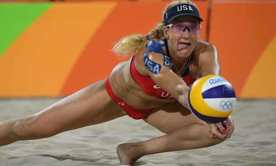 Us Beach Volleyball Legend Kerri Walsh Jennings Fails To Make Olympics Olympic Games The Guardian Us Beach Volleyball Legend Kerri Walsh Jennings Fails To Make Olympics Olympic Games The Guardian