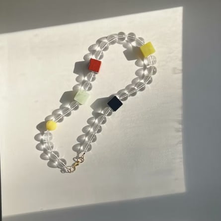 Hattie Buzzard THE COVE NECKLACE IN CLEAR QUARTZ