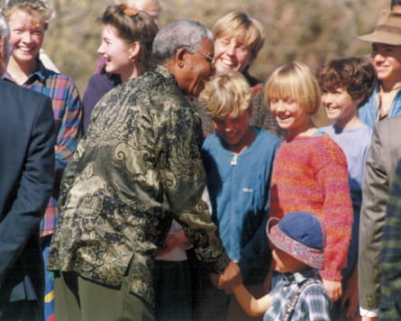 Como a extrema direita dos EUA acreditou no mito da perseguição da África do Sul branca