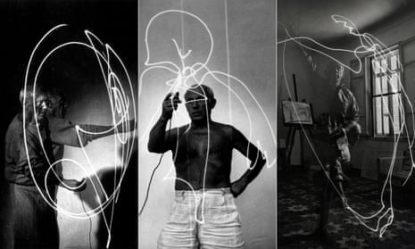 Vallauris, France, 1949: using multiple exposure, photographer Gjon Mili captures Picasso making a light drawing in the air with a flashlight