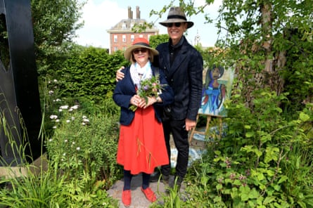Grant with his late wife, Joan Washington, at the RHS Chelsea flower show, 2019.