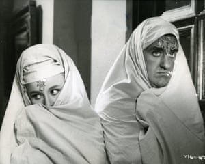 Bernard Cribbins and Barbara Windsor in Carry on Spying, 1964