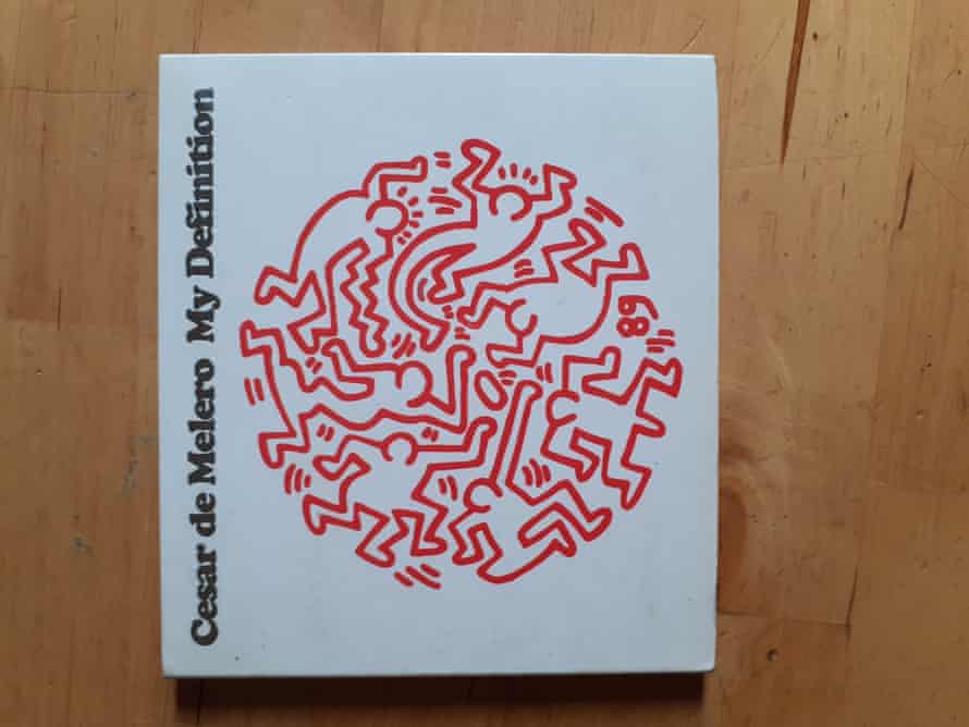 A CD featuring a copy of the artwork that Haring painted on César de Melero’s frisbee.