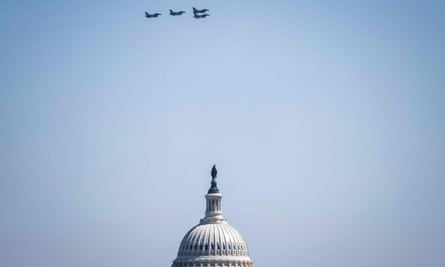 A group of F-16 aircraft above the US Capitol building.
