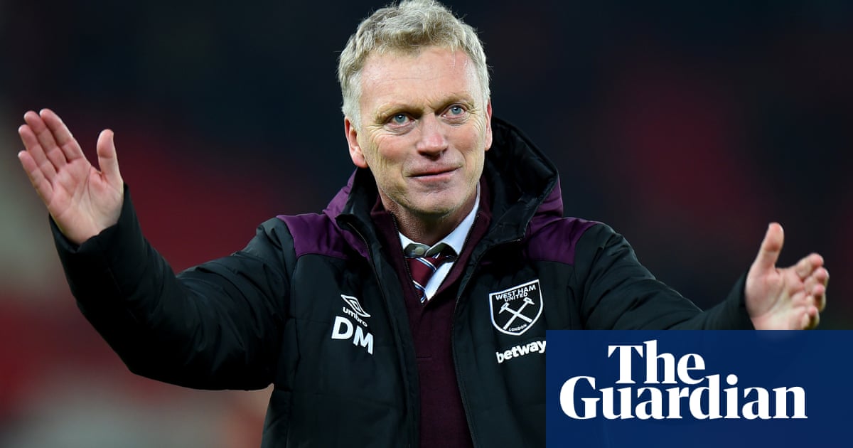 West Ham to appoint David Moyes on 18-month deal after sacking Pellegrini