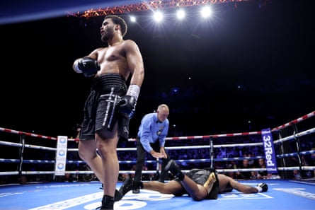 Moses Itauma knocks down Jermaine Franklin
