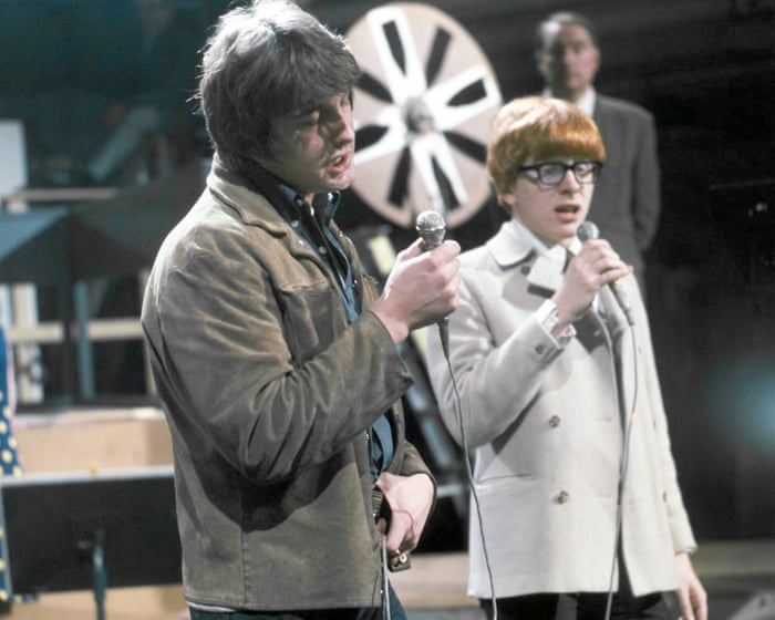 Peter Asher: Everywhere Man review – music-biz face from Beatles-buddy pop act to superstar producer