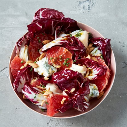 Radicchio, pink grapefruit and gorgonzola winter salad Solo: The Joy of Cooking for One Signe Johansen