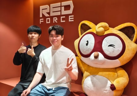 Lehends (left) and Kingen (right) are professional players for Nongshim RedForce.