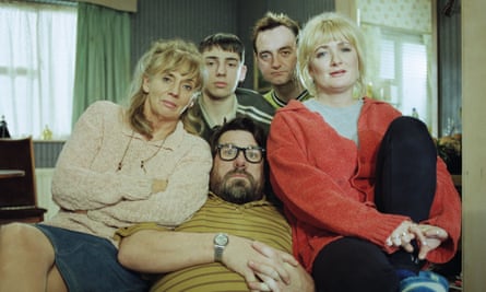 Sue Johnston, Ralf Little, Craig Cash, Caroline Aherne and Ricky Tomlinson in The Royle Family