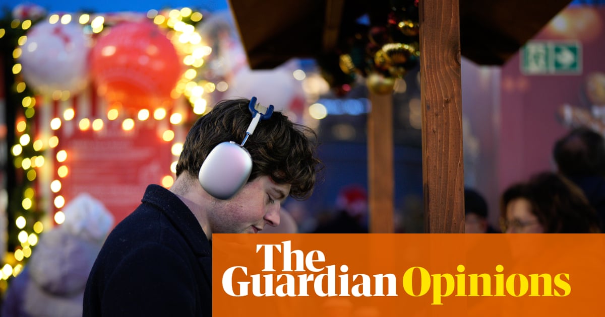 No bickering around the Christmas tree! If your family are trapped by their algorithms, here’s the way out | Dr Kaitlyn Regehr