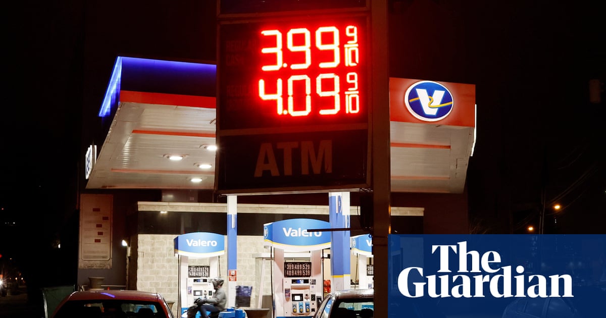US average fuel price passes $4 a gallon for first time in four years amid Iran war
