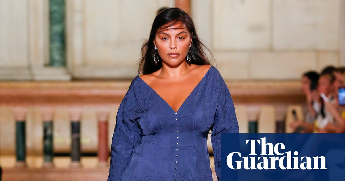 A 360 turn': concern as fashion shows feature fewer plus-size models