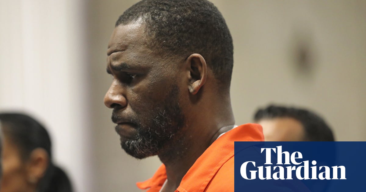 Lawyer for R Kelly pleads for release on health grounds