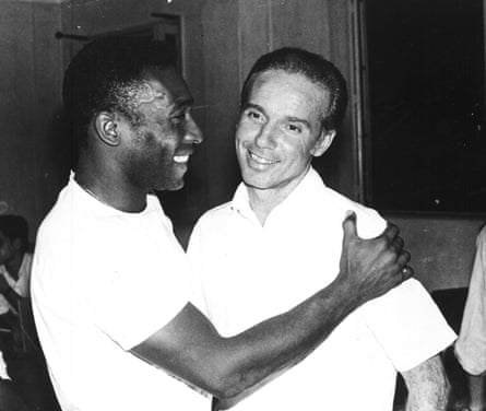 Pelé embraces Mário Zagallo after the latter’s appointment as Brazil coach in March 1970