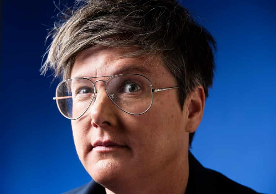Portrait of Hannah Gadsby looking sceptical