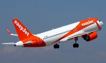 An easyJet Airbus A320-251N takes off from Nice airport