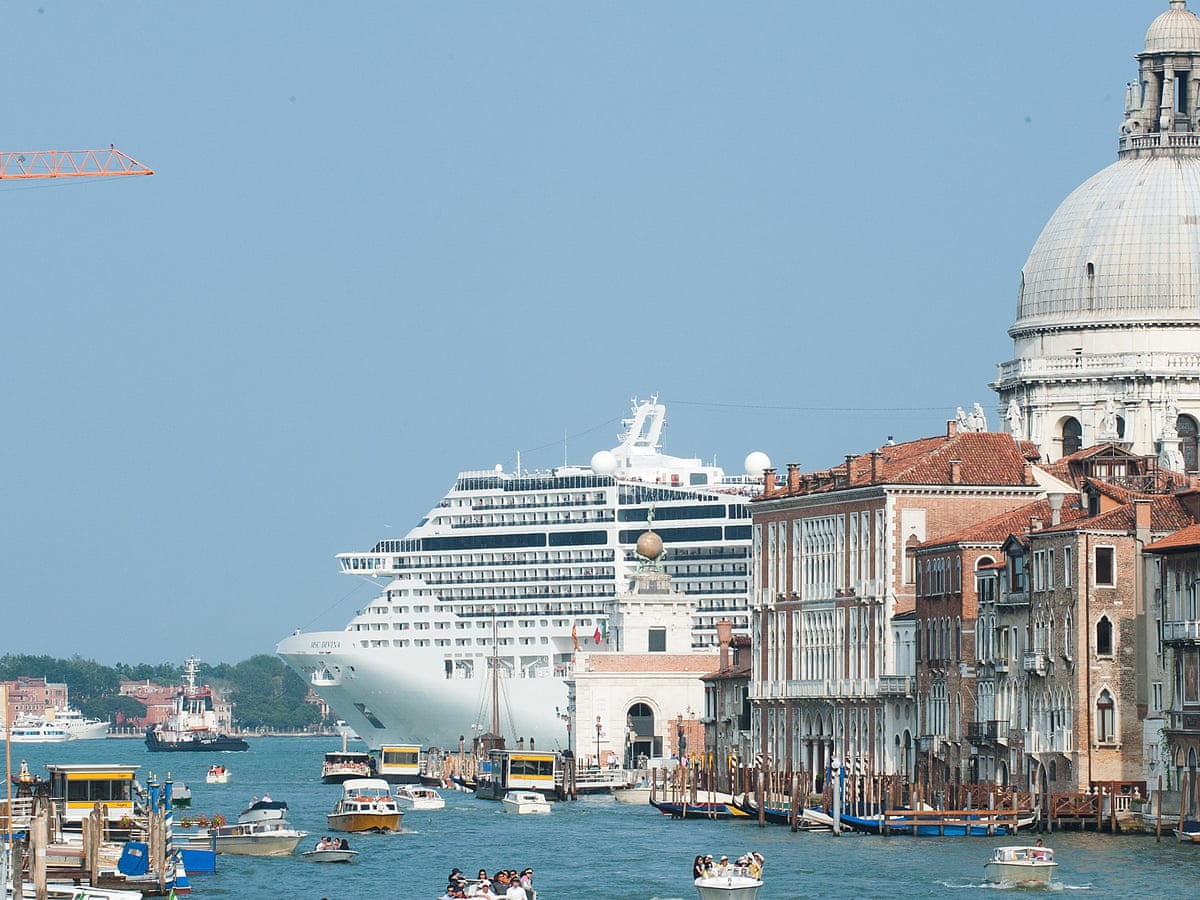 Heading To Venice Don T Forget Your Pollution Mask Axel Friedrich The Guardian