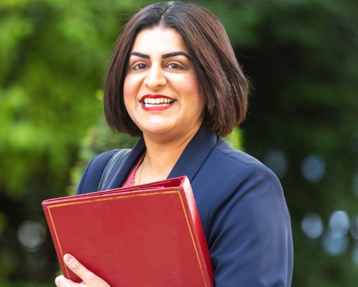 Mahmood in standoff with Starmer over sacking of her junior minister