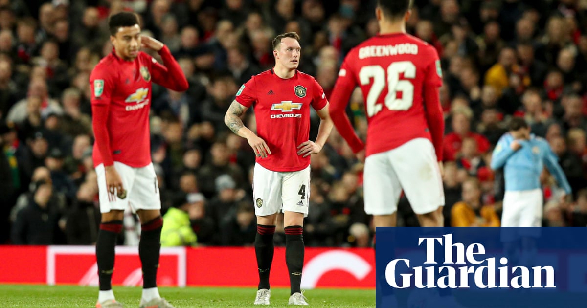 Shape-shifting City almost disappear from sight as United grandees look on | Jonathan Liew