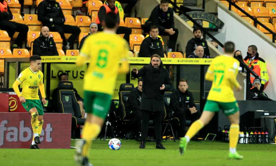 Daniel Farke watches on as Norwich play QPR.