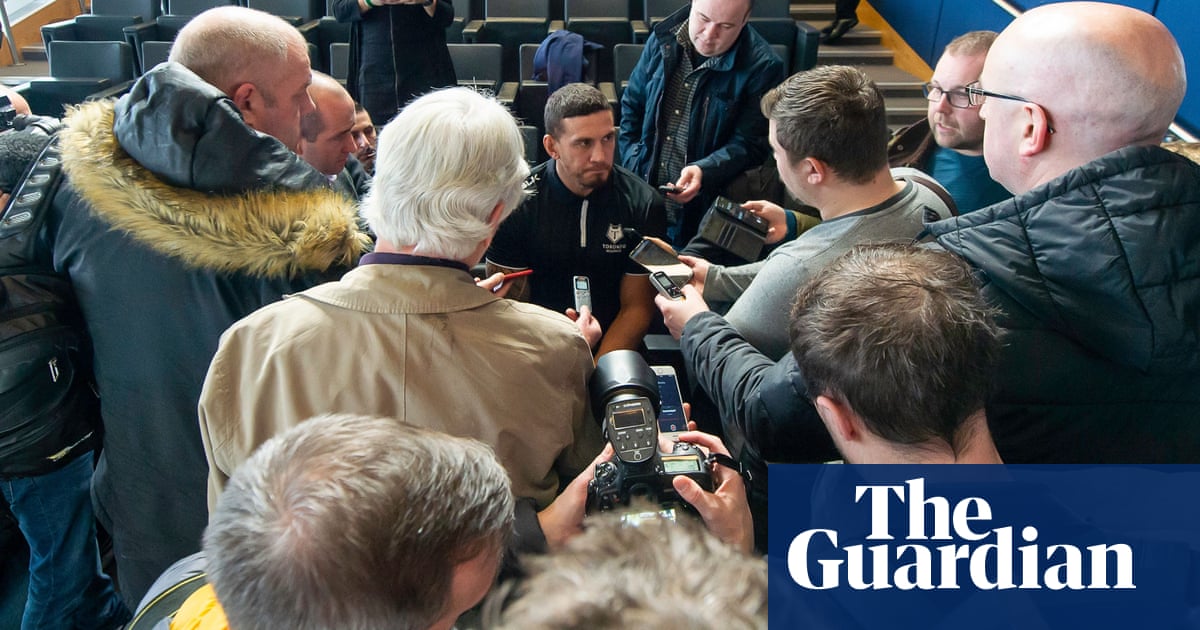 Super League breaks new boundaries but Folau signing crosses a line | Aaron Bower