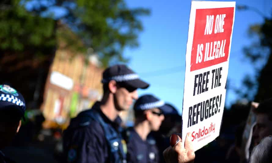 Sydney protests police warn they will prosecute those who attend BLM and refugee rallies Sydney protests police warn they will prosecute those who attend BLM and refugee rallies