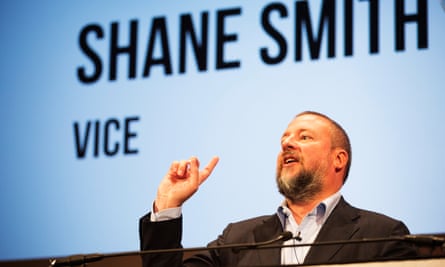 Vice Media 创始人兼首席执行官 Shane Smith 在 2016 年爱丁堡国际电视节上发表 MacTaggart 纪念演讲。