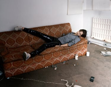 Corinne Day – Rosemary Ferguson lying on orange sofa, 56 Brewer St Soho London, ‘England’s Dreaming’, The Face August 1993Photography became a key medium for this new kind of realism, with Nigel Shafran, Juergen Teller and Corinne Day presenting narratives of life and friendshipwith a casual, unfiltered documentary style characterised by natural lighting and minimal retouching.