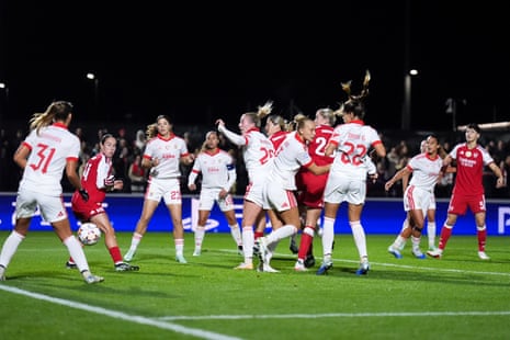 Άρσεναλ – Μπενφίκα: Champions League γυναικών – live