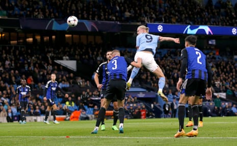 Erling Haaland has an effort on goal. He does NOT score. Odd.