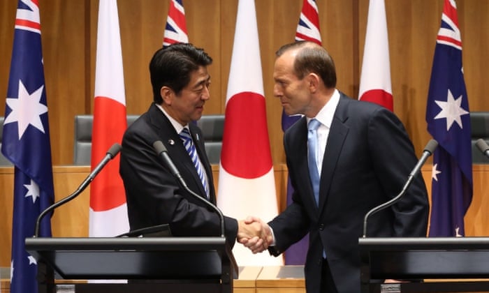 Shinzo Abe and former Australian PM Tony Abbott at a press conference in Parliament House, Canberra in 2014